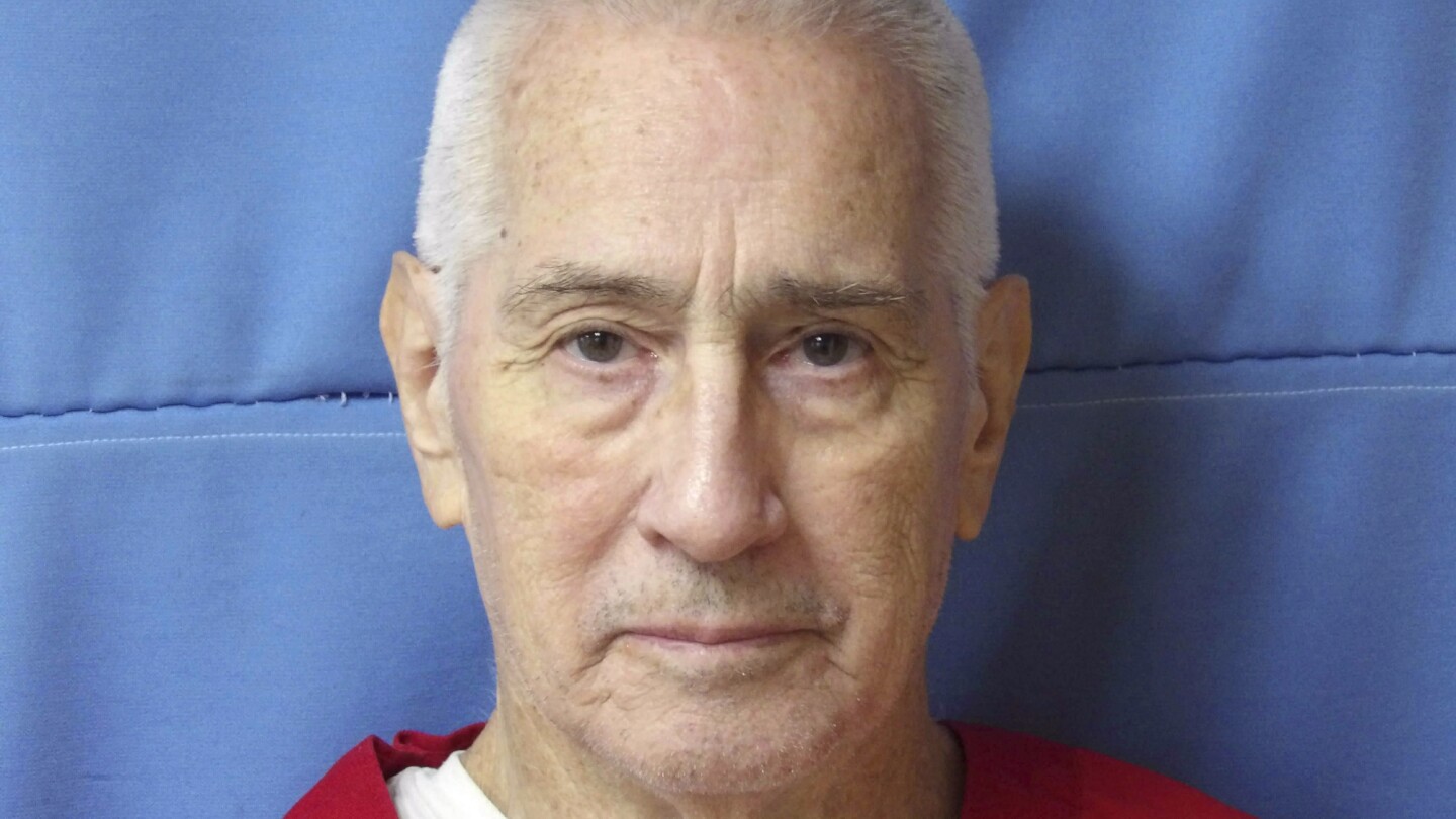 Mississippi asks court to set execution for man on death row since 1976