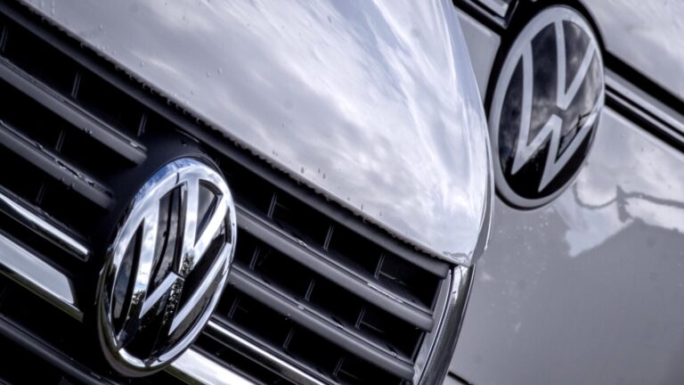 German court convicts 4 ex-Volkswagen managers of fraud in emissions scandal