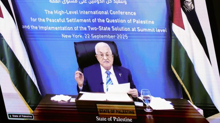 France recognizes Palestinian statehood at UN meeting