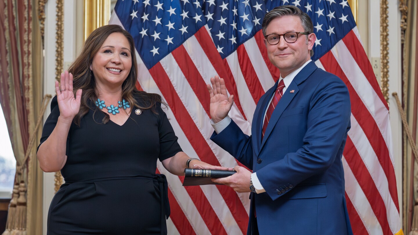 Adelita Grijalva sworn in as the House's newest member