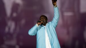 Akon arrested near Atlanta and briefly jailed for missing court over suspended license