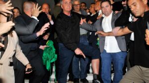 Lula vows to veto bill reducing Bolsonaro's 27-year prison sentence