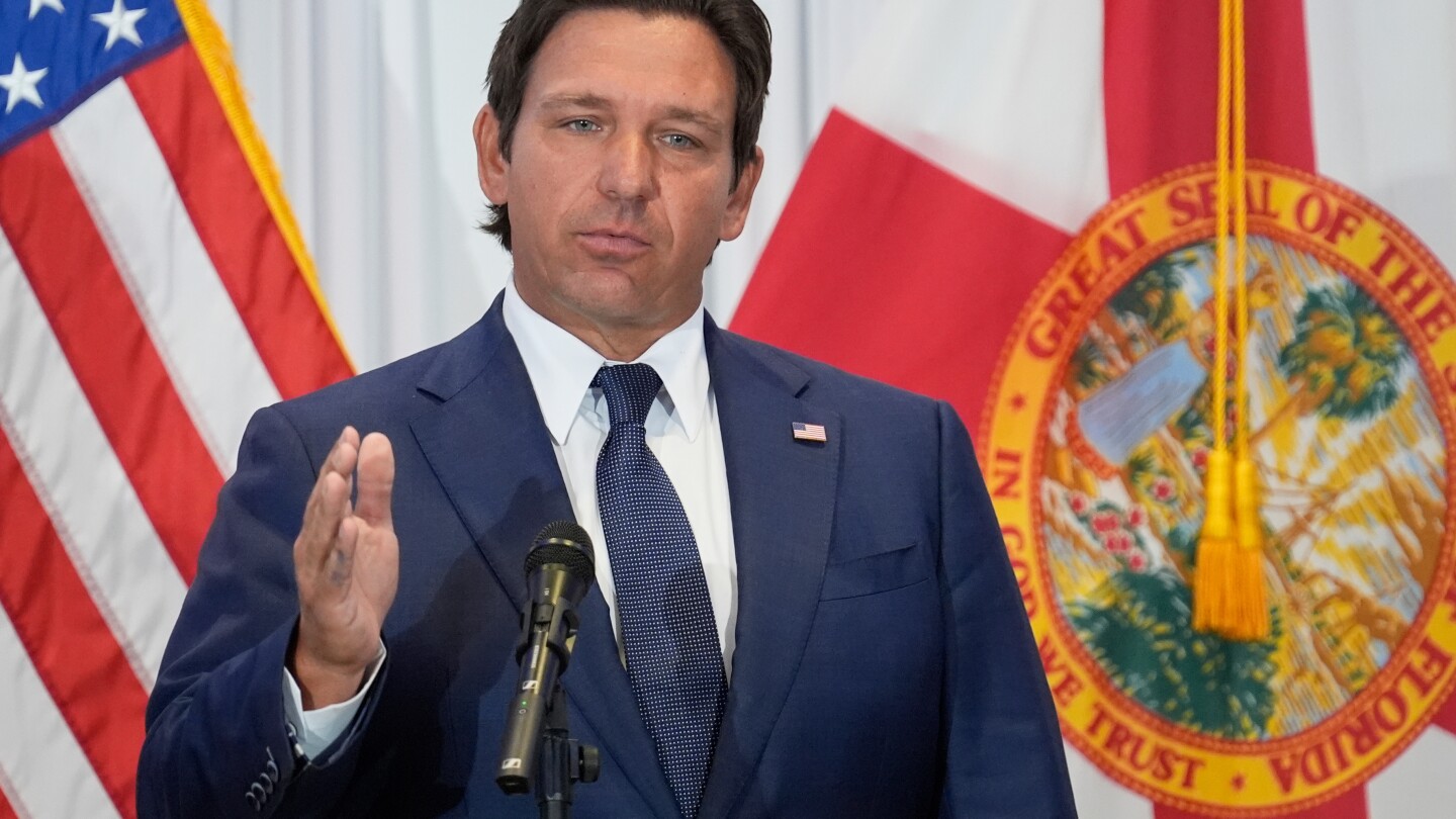 Gov. Ron DeSantis calls special session to redraw Florida's congressional districts