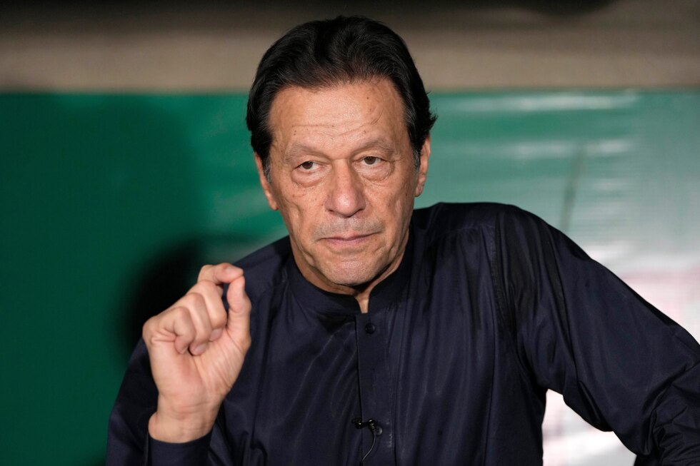 Imran Khan’s physician can’t verify report of improvement in eyesight