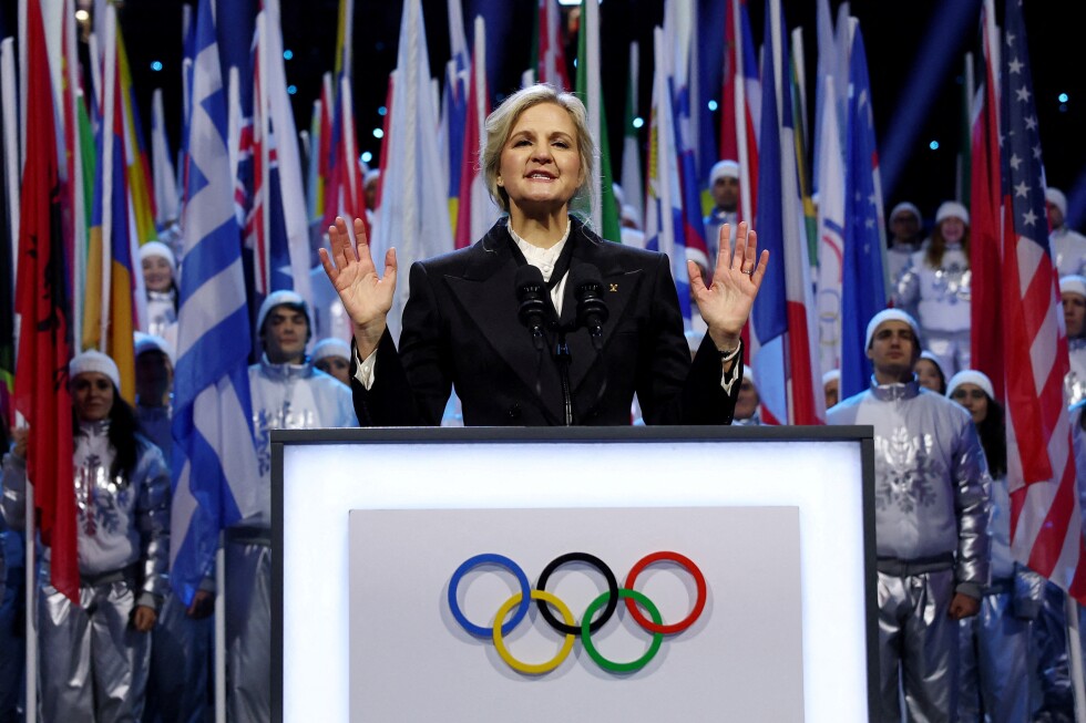 Transgender women athletes banned from Olympics female events by IOC