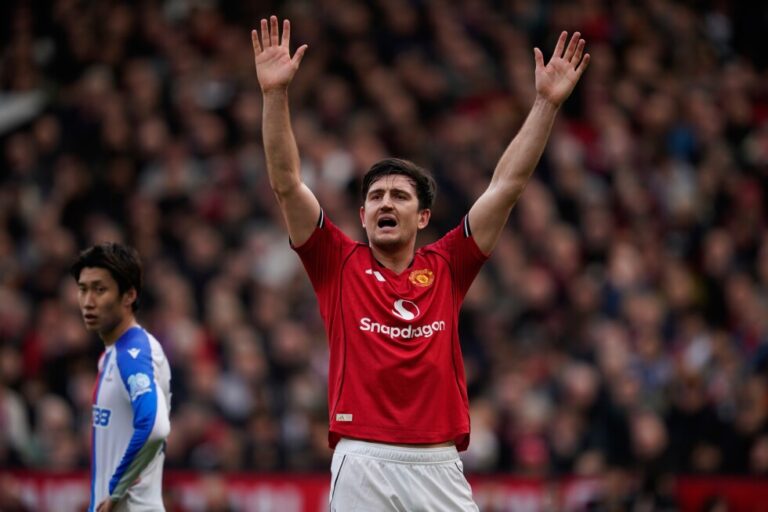 Man United's Maguire gets suspended sentence for nightclub incident in Greece