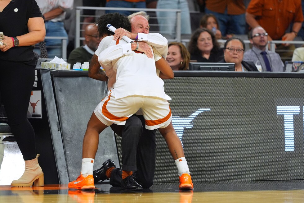 Texas women get back to Final Four after regional win over Michigan