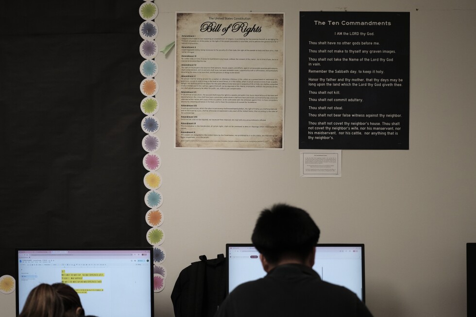 Texas can require public schools to display the Ten Commandments