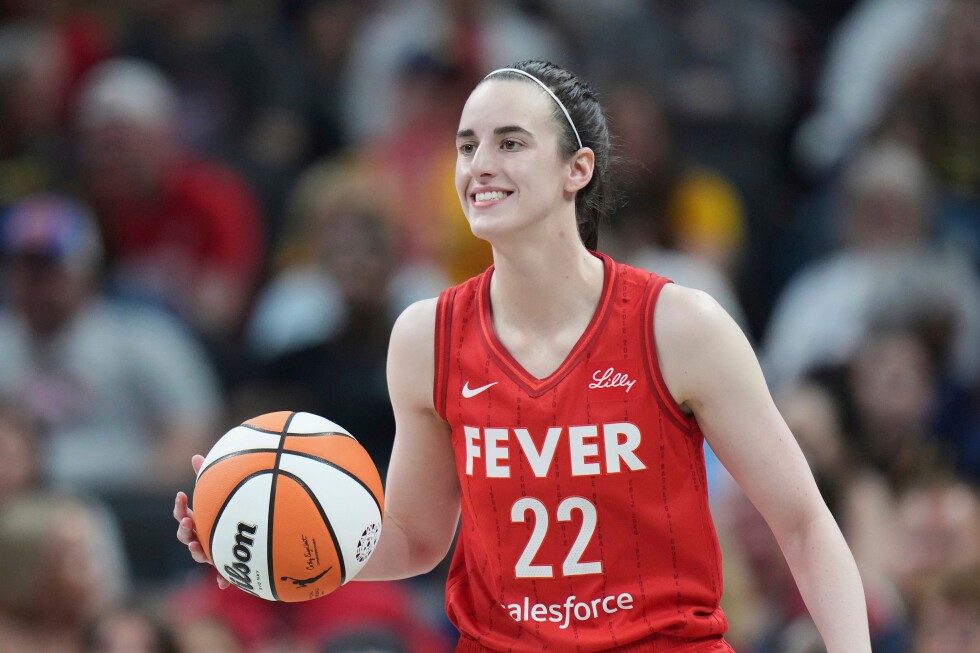 Caitlin Clark returns to the court for the Indiana Fever
