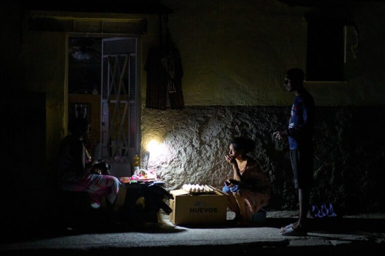 Islandwide blackout hits Cuba as it struggles with energy crisis