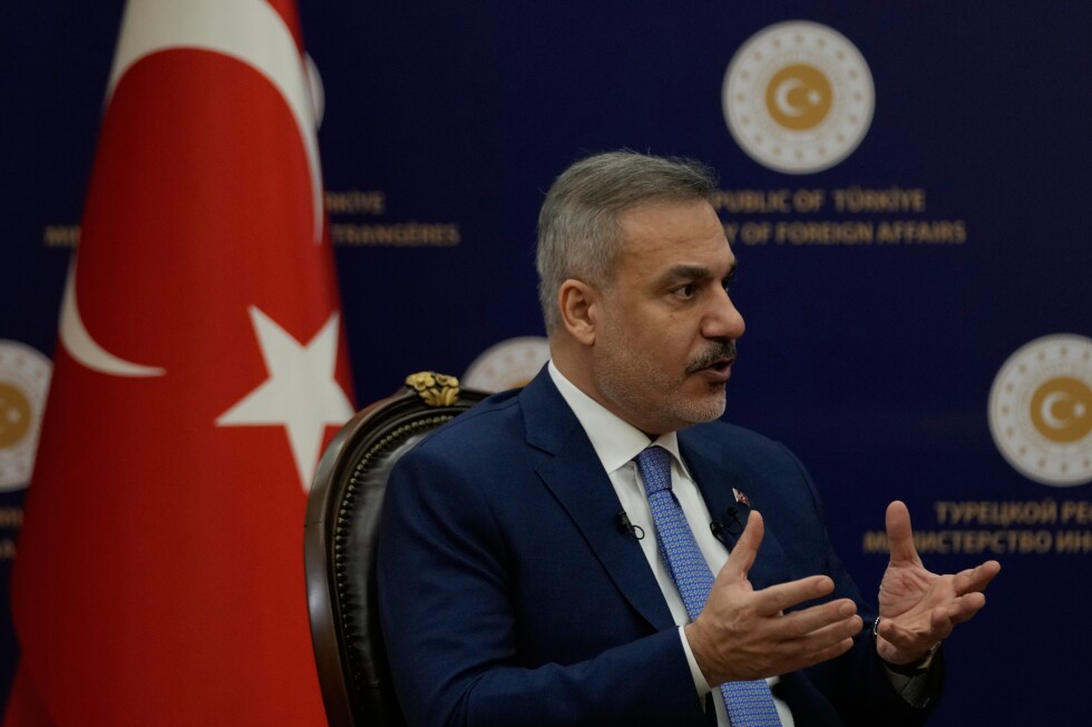 Turkey's foreign minister sees potential for US-Iran back-channel talks