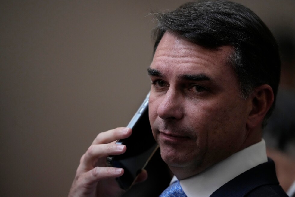 Brazil presidential hopeful Flávio Bolsonaro denies wrongdoing after asking banker for $12 million