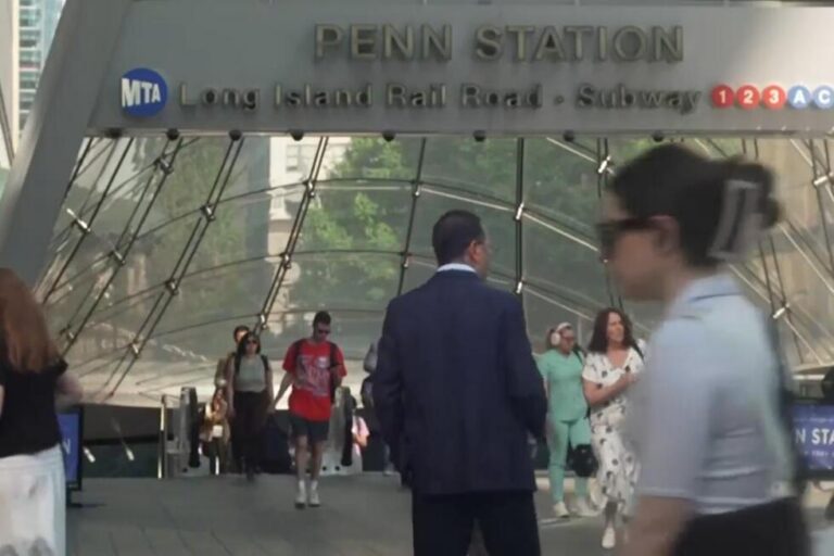 Long Island Rail Road to resume operations as deal reached to end strike | AP News