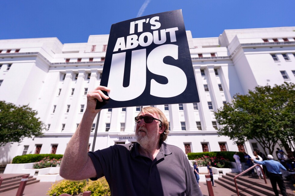 A look at what states are redistricting ahead of the midterm elections