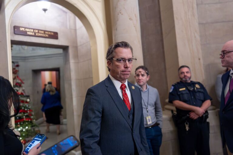 Ogles campaign paid consultant who tracked rallygoers’ phones