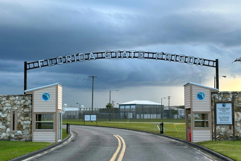 Florida to execute 2 inmates on same day for first time in 60 years