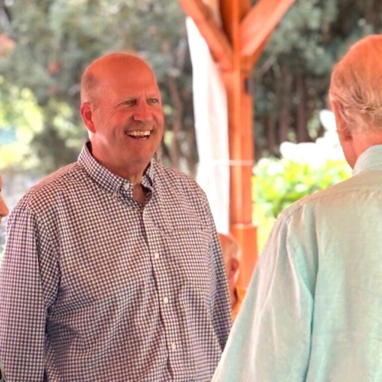 Sununu backs privatizing Fannie Mae and Freddie Mac